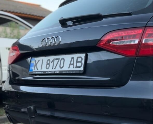 Синий Ауди А4, объемом двигателя 2 л и пробегом 210 тыс. км за 14000 $, фото 2 на Automoto.ua
