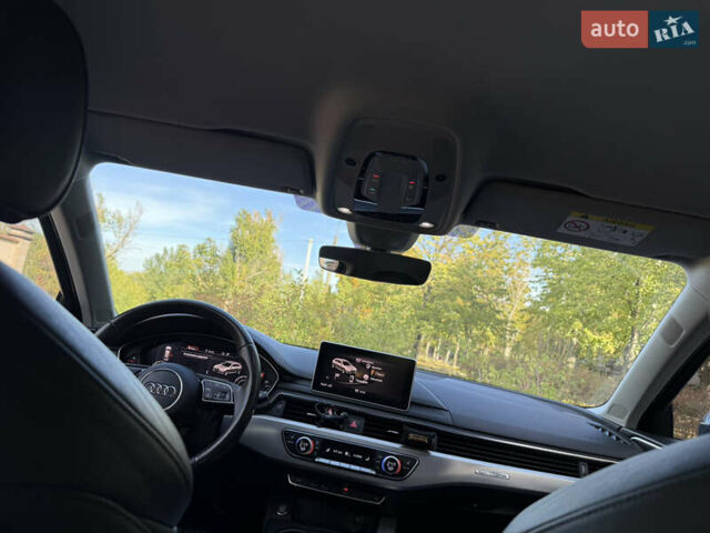 Синий Ауди А4, объемом двигателя 3 л и пробегом 210 тыс. км за 21000 $, фото 74 на Automoto.ua
