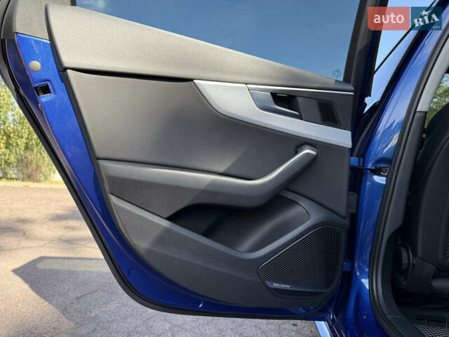 Синий Ауди А4, объемом двигателя 3 л и пробегом 210 тыс. км за 21000 $, фото 48 на Automoto.ua