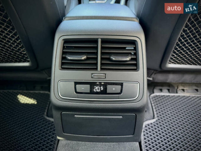 Синий Ауди А4, объемом двигателя 3 л и пробегом 210 тыс. км за 21000 $, фото 52 на Automoto.ua