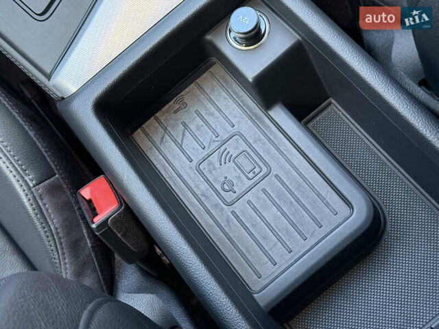 Синий Ауди А4, объемом двигателя 3 л и пробегом 210 тыс. км за 21000 $, фото 72 на Automoto.ua