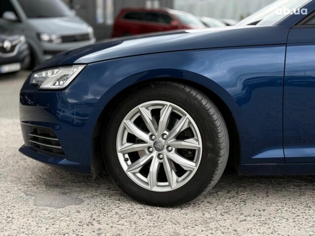 Синий Ауди А4, объемом двигателя 2 л и пробегом 262 тыс. км за 17690 $, фото 5 на Automoto.ua