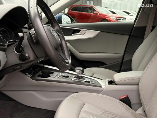 Синий Ауди А4, объемом двигателя 2 л и пробегом 262 тыс. км за 17690 $, фото 15 на Automoto.ua