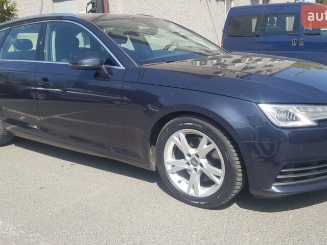 Синій Ауді А4, об'ємом двигуна 2 л та пробігом 158 тис. км за 21199 $, фото 1 на Automoto.ua