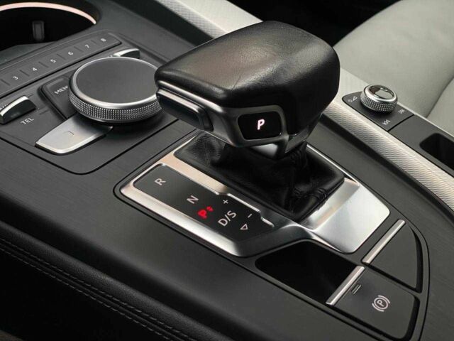 Синий Ауди А4, объемом двигателя 2 л и пробегом 235 тыс. км за 20990 $, фото 15 на Automoto.ua