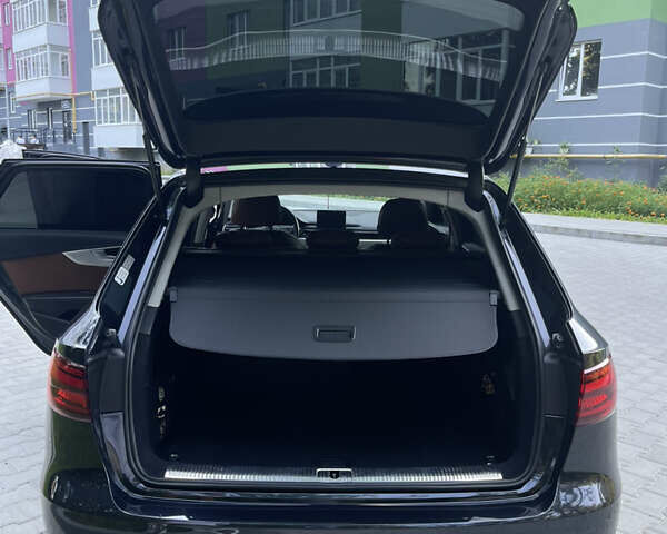 Синий Ауди А4, объемом двигателя 1.97 л и пробегом 267 тыс. км за 22700 $, фото 11 на Automoto.ua