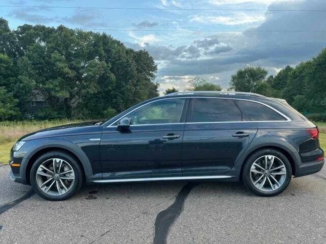 Синий Ауди А4, объемом двигателя 2 л и пробегом 110 тыс. км за 7900 $, фото 2 на Automoto.ua