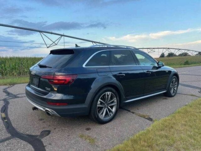 Синий Ауди А4, объемом двигателя 2 л и пробегом 110 тыс. км за 7900 $, фото 4 на Automoto.ua