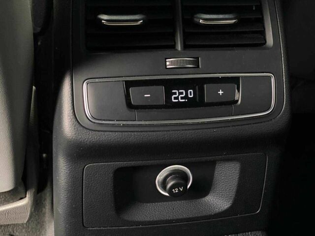 Синий Ауди А4, объемом двигателя 2 л и пробегом 235 тыс. км за 20990 $, фото 21 на Automoto.ua