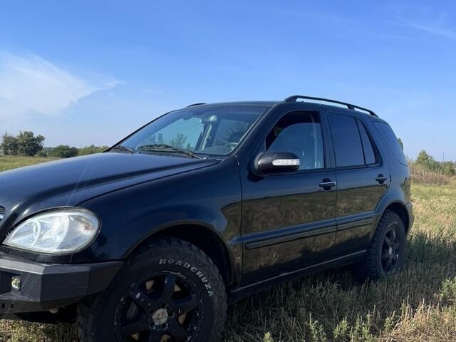 Синий Ауди А4, объемом двигателя 1.97 л и пробегом 204 тыс. км за 21500 $, фото 10 на Automoto.ua