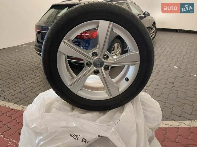 Синій Ауді А4, об'ємом двигуна 2 л та пробігом 172 тис. км за 28999 $, фото 26 на Automoto.ua