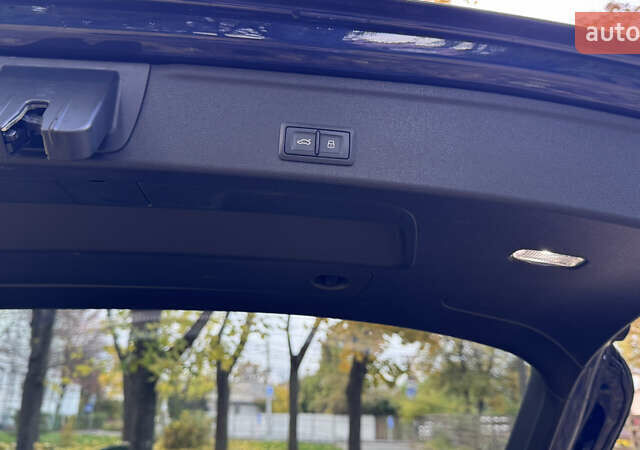 Ауді А4 2020 у Києві на Automoto.ua Синій Ауді А4, об'ємом двигуна 1.97 л та пробігом 240 тис. км за 27300 $, фото 16 на Automoto.ua