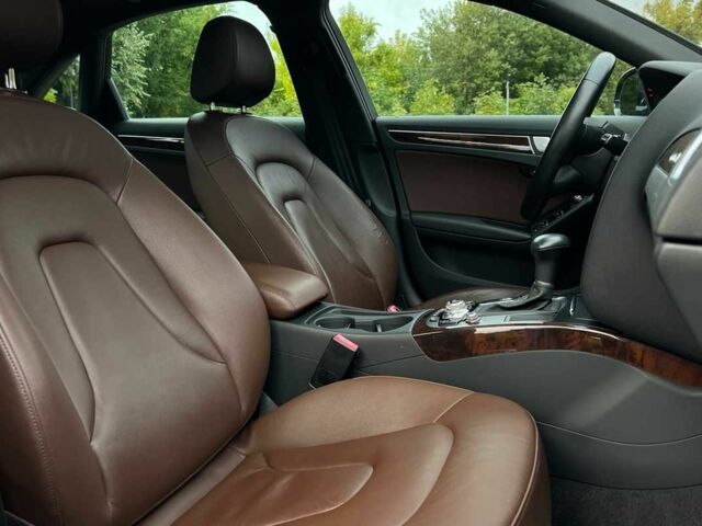 Синій Ауді А4, об'ємом двигуна 2 л та пробігом 127 тис. км за 12800 $, фото 21 на Automoto.ua