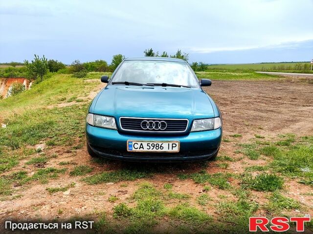 Зеленый Ауди А4, объемом двигателя 1.8 л и пробегом 303 тыс. км за 4100 $, фото 6 на Automoto.ua