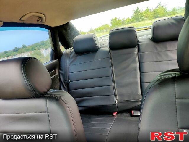 Зеленый Ауди А4, объемом двигателя 1.8 л и пробегом 303 тыс. км за 4100 $, фото 9 на Automoto.ua