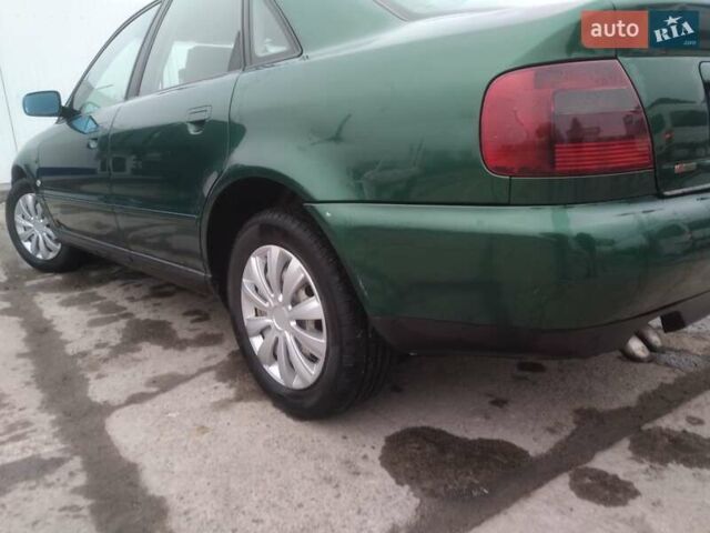 Зеленый Ауди А4, объемом двигателя 1.9 л и пробегом 325 тыс. км за 3600 $, фото 10 на Automoto.ua