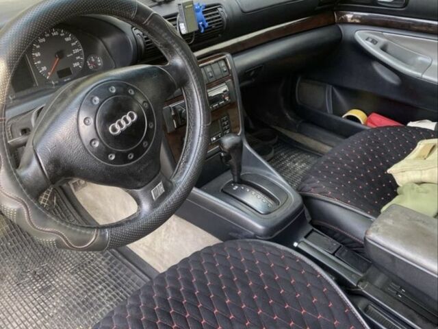 Ауди А4 1996 в Киеве на Automoto.ua Зеленый Ауди А4, объемом двигателя 2.6 л и пробегом 300 тыс. км за 2500 $, фото 2 на Automoto.ua