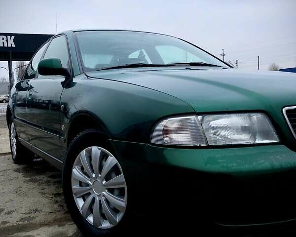 Зеленый Ауди А4, объемом двигателя 1.9 л и пробегом 325 тыс. км за 3600 $, фото 2 на Automoto.ua