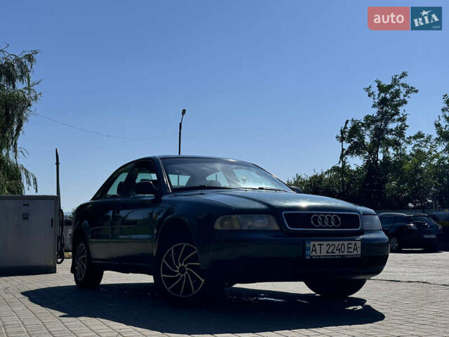 Зеленый Ауди А4, объемом двигателя 1.6 л и пробегом 407 тыс. км за 2200 $, фото 3 на Automoto.ua