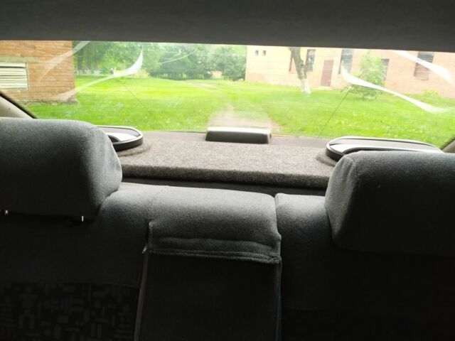 Зеленый Ауди А4, объемом двигателя 1.8 л и пробегом 385 тыс. км за 3600 $, фото 4 на Automoto.ua