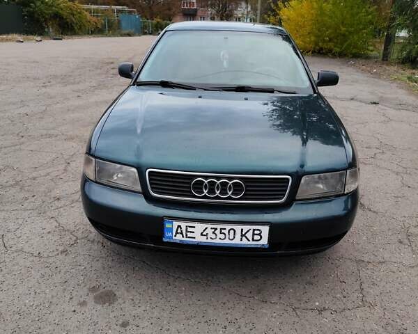 Ауди А4 1996 в Софиевке на Automoto.ua Зеленый Ауди А4, объемом двигателя 1.8 л и пробегом 320 тыс. км за 3600 $, фото 10 на Automoto.ua