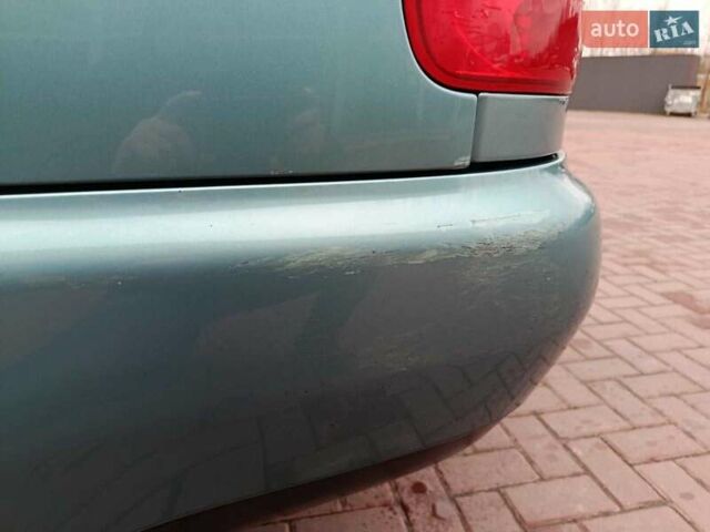 Зеленый Ауди А4, объемом двигателя 1.6 л и пробегом 292 тыс. км за 3000 $, фото 10 на Automoto.ua