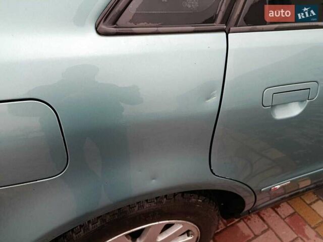 Зеленый Ауди А4, объемом двигателя 1.6 л и пробегом 292 тыс. км за 3000 $, фото 9 на Automoto.ua