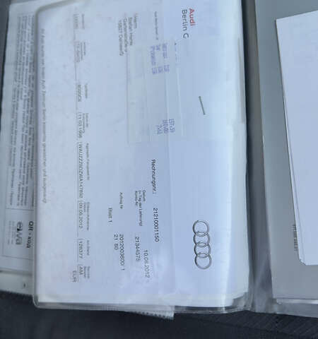 Зеленый Ауди А4, объемом двигателя 1.78 л и пробегом 244 тыс. км за 5500 $, фото 8 на Automoto.ua