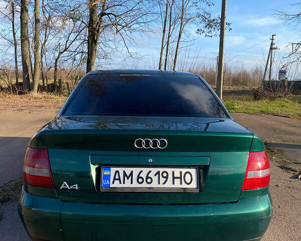 Зеленый Ауди А4, объемом двигателя 1.6 л и пробегом 356 тыс. км за 3400 $, фото 6 на Automoto.ua