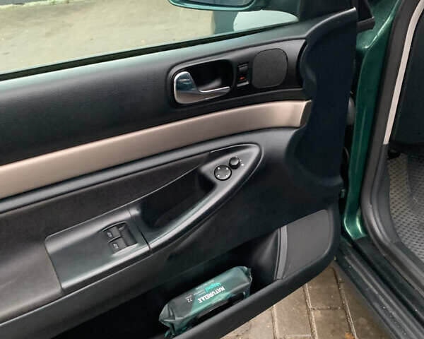 Зелений Ауді А4, об'ємом двигуна 1.9 л та пробігом 283 тис. км за 3900 $, фото 10 на Automoto.ua