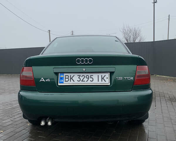Зелений Ауді А4, об'ємом двигуна 1.9 л та пробігом 283 тис. км за 3900 $, фото 5 на Automoto.ua
