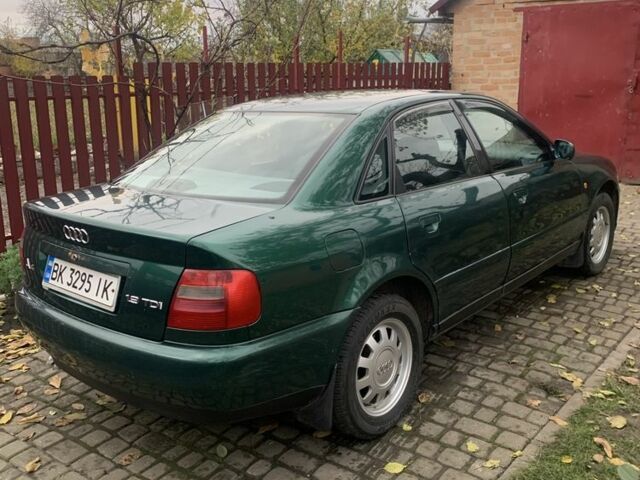 Зеленый Ауди А4, объемом двигателя 1.9 л и пробегом 283 тыс. км за 3900 $, фото 2 на Automoto.ua