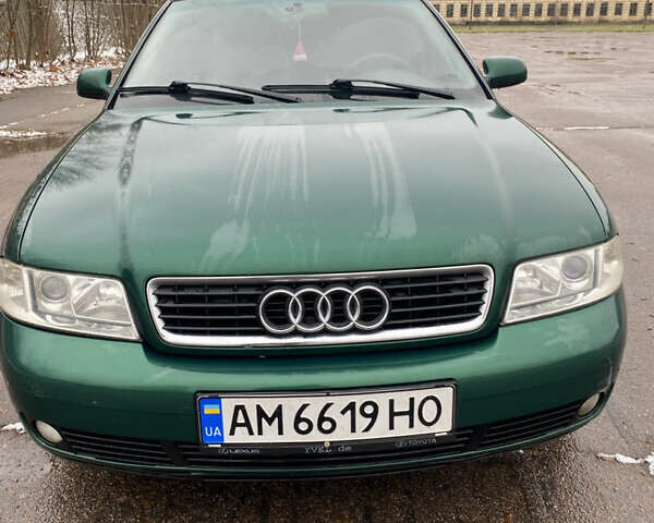 Зеленый Ауди А4, объемом двигателя 1.6 л и пробегом 355 тыс. км за 3500 $, фото 3 на Automoto.ua