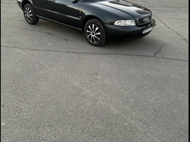 Зеленый Ауди А4, объемом двигателя 1.9 л и пробегом 350 тыс. км за 2350 $, фото 2 на Automoto.ua