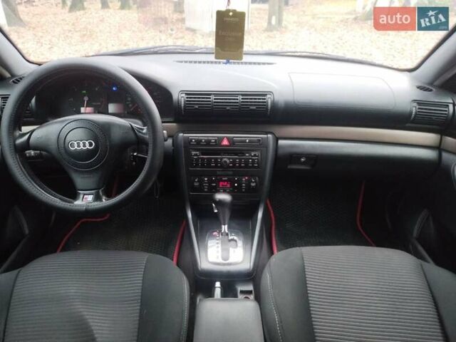 Зеленый Ауди А4, объемом двигателя 1.9 л и пробегом 280 тыс. км за 3400 $, фото 6 на Automoto.ua