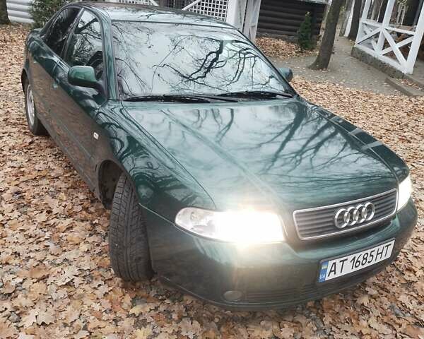 Зеленый Ауди А4, объемом двигателя 1.9 л и пробегом 280 тыс. км за 3400 $, фото 5 на Automoto.ua