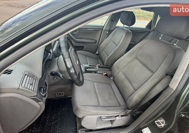 Зелений Ауді А4, об'ємом двигуна 1.98 л та пробігом 263 тис. км за 4700 $, фото 16 на Automoto.ua