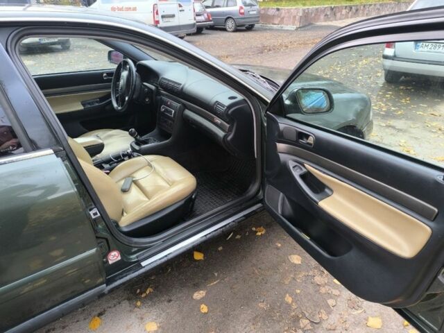 Ауді А4 2001 у Житомирі на Automoto.ua Зелений Ауді А4, об'ємом двигуна 1.9 л та пробігом 295 тис. км за 1800 $, фото 5 на Automoto.ua