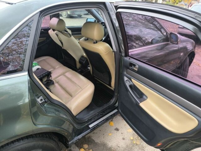 Ауді А4 2001 у Житомирі на Automoto.ua Зелений Ауді А4, об'ємом двигуна 1.9 л та пробігом 295 тис. км за 1800 $, фото 6 на Automoto.ua