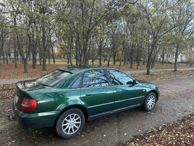 Ауді А4 2001 у Софиевке на Automoto.ua Зелений Ауді А4, об'ємом двигуна 1.9 л та пробігом 200 тис. км за 1950 $, фото 4 на Automoto.ua