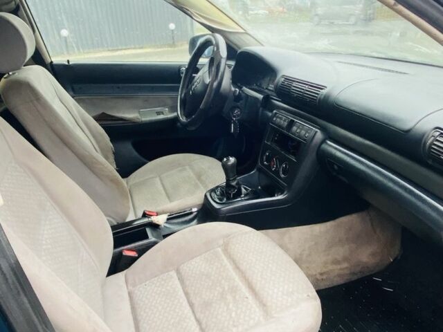 Ауді А4 2001 у Синельниковом на Automoto.ua Зелений Ауді А4, об'ємом двигуна 0 л та пробігом 2 тис. км за 1350 $, фото 11 на Automoto.ua