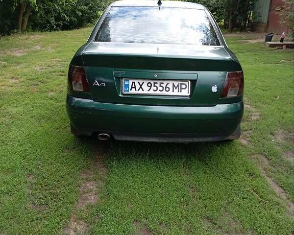 Зелений Ауді А4, об'ємом двигуна 1.6 л та пробігом 364 тис. км за 3500 $, фото 12 на Automoto.ua