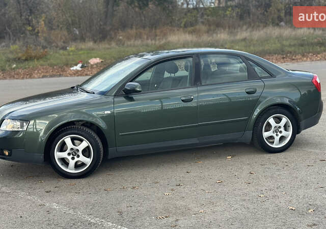 Зелений Ауді А4, об'ємом двигуна 1.98 л та пробігом 263 тис. км за 4700 $, фото 7 на Automoto.ua