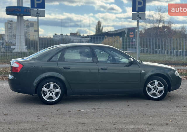 Зелений Ауді А4, об'ємом двигуна 1.98 л та пробігом 263 тис. км за 4700 $, фото 8 на Automoto.ua