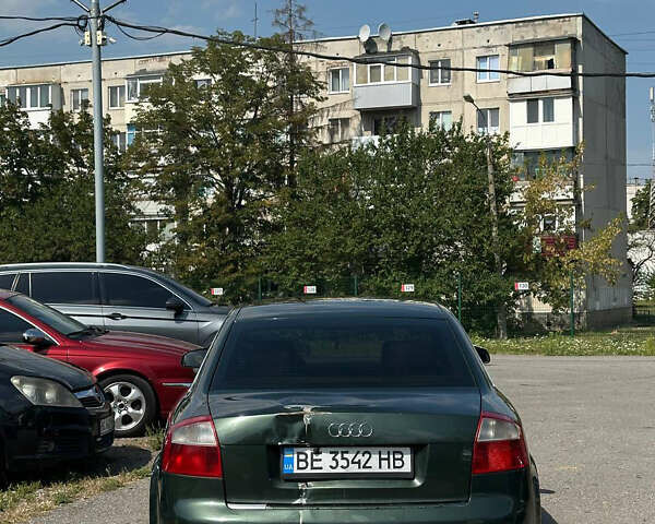 Зеленый Ауди А4, объемом двигателя 2.5 л и пробегом 230 тыс. км за 3500 $, фото 4 на Automoto.ua