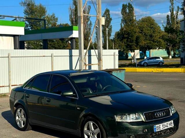 Зеленый Ауди А4, объемом двигателя 2.5 л и пробегом 430 тыс. км за 3999 $, фото 1 на Automoto.ua