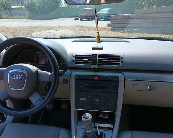 Зеленый Ауди А4, объемом двигателя 1.98 л и пробегом 220 тыс. км за 7200 $, фото 12 на Automoto.ua