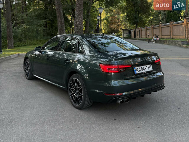 Зеленый Ауди А4, объемом двигателя 2 л и пробегом 59 тыс. км за 21900 $, фото 3 на Automoto.ua