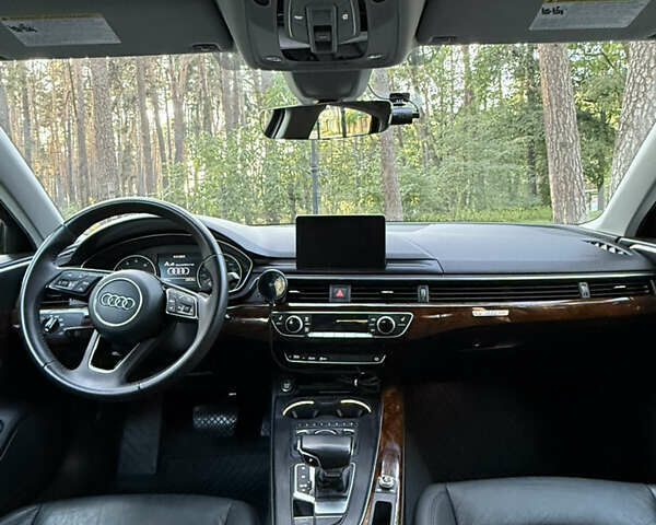 Зеленый Ауди А4, объемом двигателя 2 л и пробегом 59 тыс. км за 21900 $, фото 11 на Automoto.ua