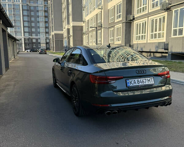 Зеленый Ауди А4, объемом двигателя 2 л и пробегом 59 тыс. км за 21900 $, фото 24 на Automoto.ua